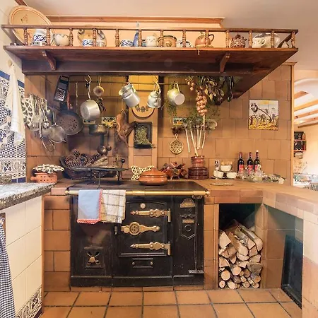 Casa De Sixto Paderne (A Coruna)