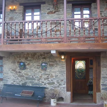 乡村民宿 Casa De Sixto Paderne (A Coruna)