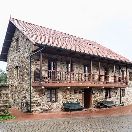 Casa De Sixto Paderne (A Coruna)
